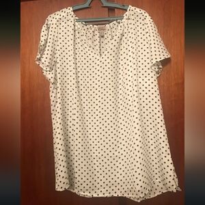 Como Vintage Black and White Dotted Blouse